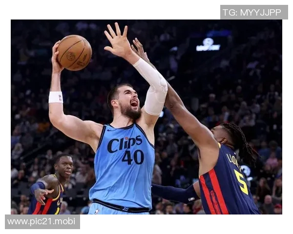 美记：绿军试图用西蒙斯+首轮签交易祖巴茨，但快船尚无兴趣