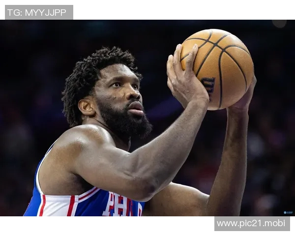 美记：恩比德将至少再缺席4场比赛，一周后再次进行复查